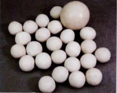 Bolas de cerámica de alúmina inertes
